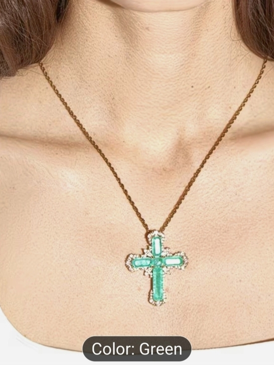 European and American Style Luxury High-Quality Synthetic Zirconia Cross Pendant - Picture 9 of 11